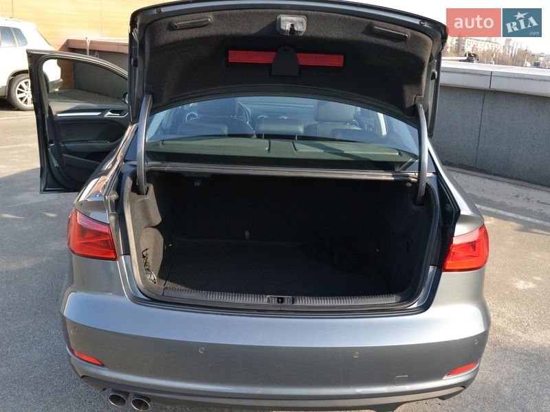 Седан Audi A3 2015 в Киеве