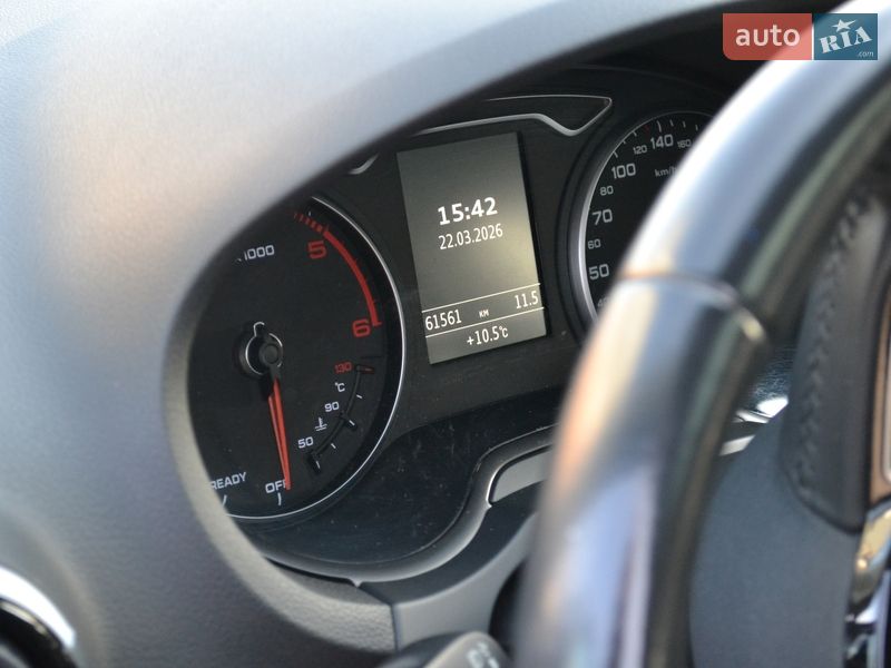 Седан Audi A3 2015 в Киеве