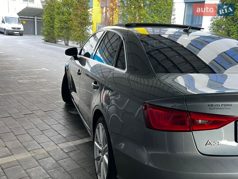 Седан Audi A3 2014 в Дніпрі