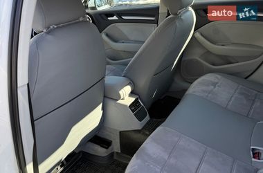 Седан Audi A3 2015 в Чернігові