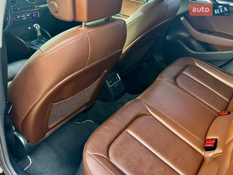 Седан Audi A3 2016 в Харкові