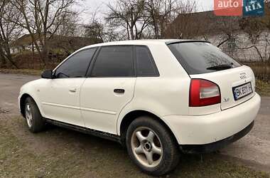 Хэтчбек Audi A3 2001 в Нетешине
