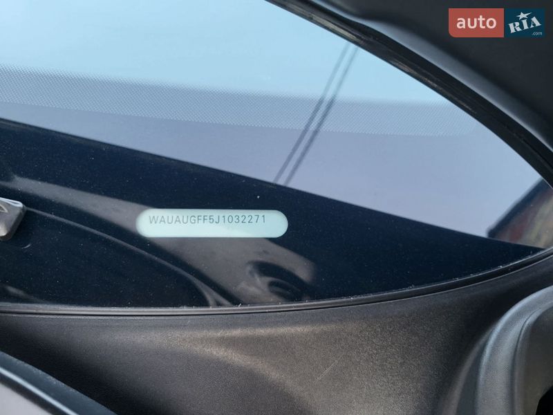 Седан Audi A3 2017 в Киеве