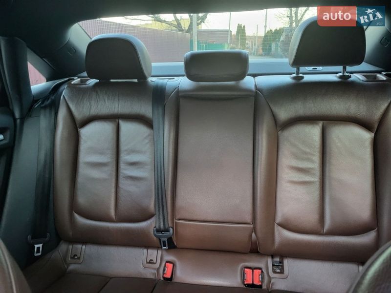 Седан Audi A3 2017 в Киеве