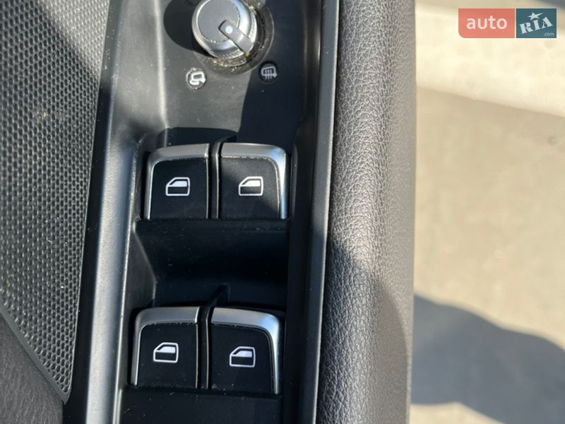 Седан Audi A3 2016 в Києві фото 17 Седан Audi A3 2016 в Києві