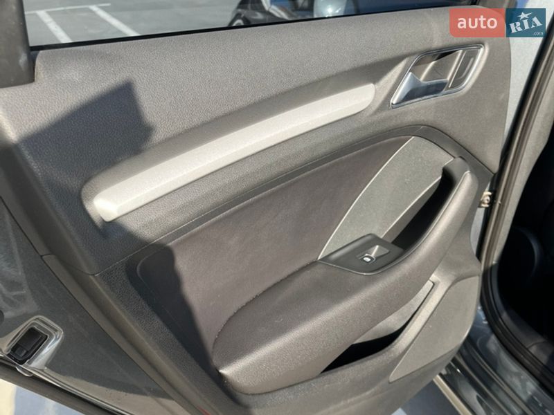Седан Audi A3 2016 в Києві фото 27 Седан Audi A3 2016 в Києві