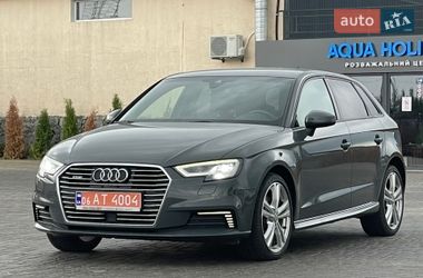 Хэтчбек Audi A3 2020 в Житомире