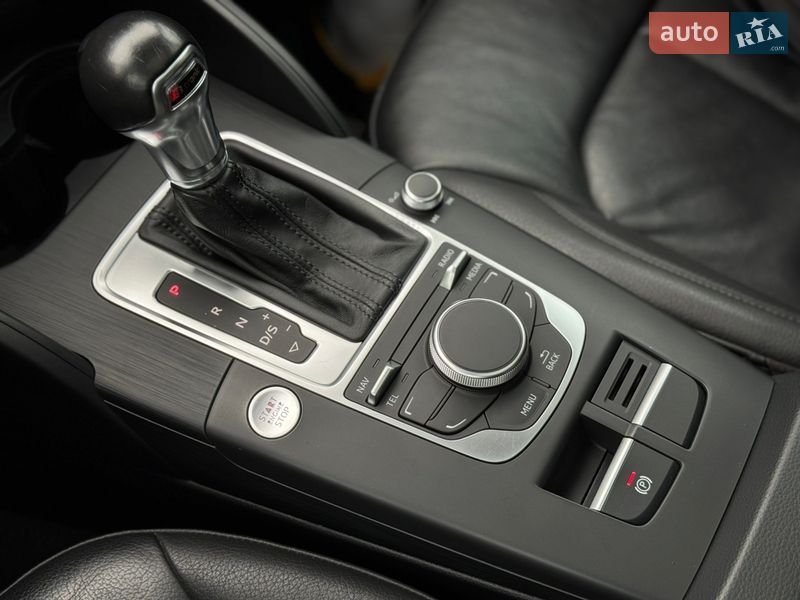 Седан Audi A3 2015 в Умани