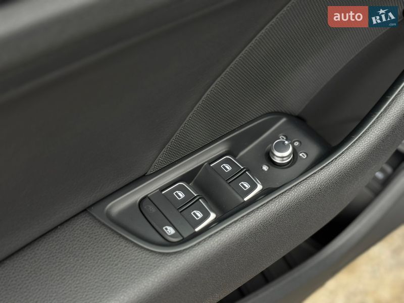 Седан Audi A3 2015 в Умани