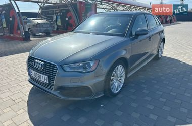 Хэтчбек Audi A3 2015 в Киеве