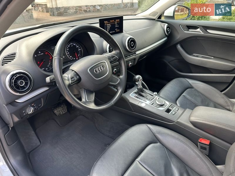 Хэтчбек Audi A3 2015 в Киеве