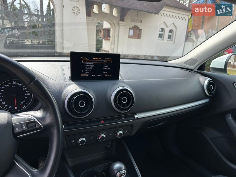 Хэтчбек Audi A3 2015 в Киеве