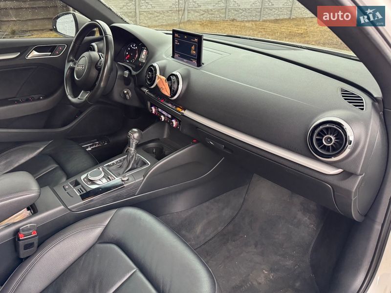 Седан Audi A3 2016 в Киеве фото 20 Седан Audi A3 2016 в Киеве