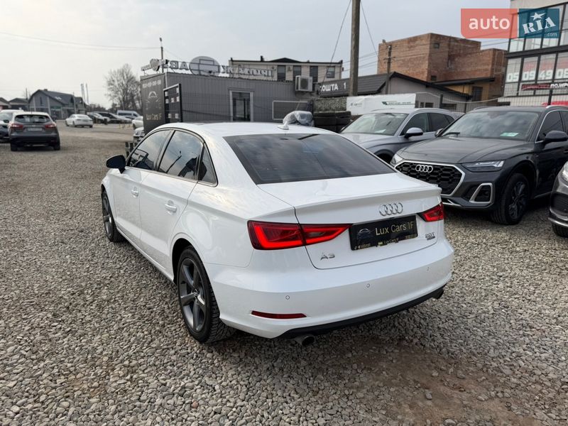Седан Audi A3 2016 в Івано-Франківську