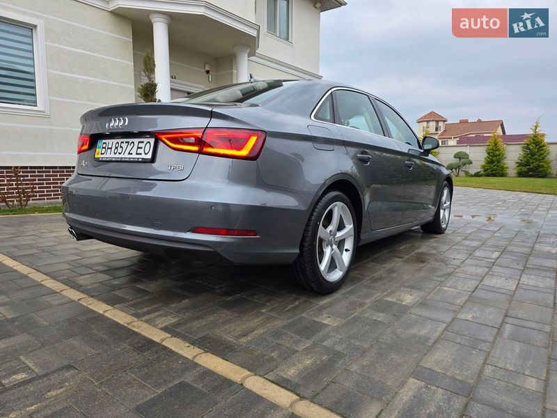 Седан Audi A3 2013 в Одессе