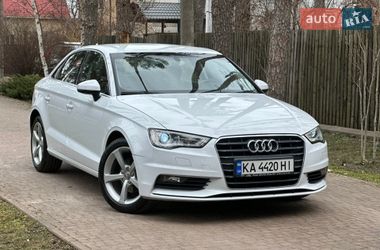 Седан Audi A3 2013 в Киеве