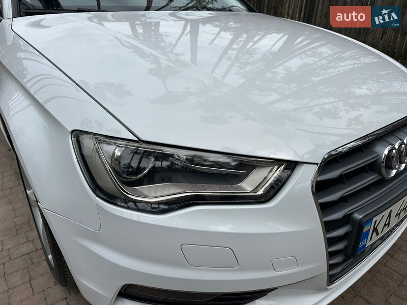 Седан Audi A3 2013 в Киеве