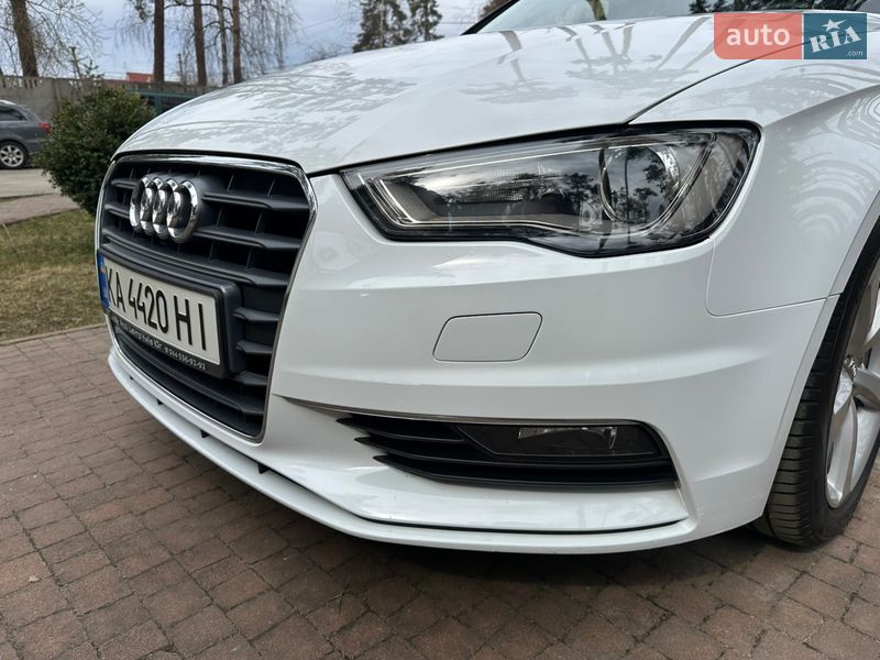 Седан Audi A3 2013 в Киеве