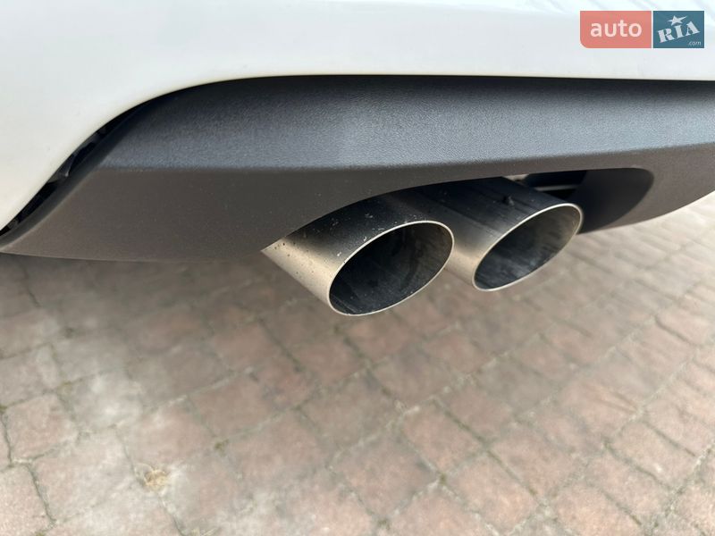 Седан Audi A3 2013 в Киеве