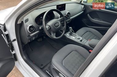 Седан Audi A3 2013 в Киеве