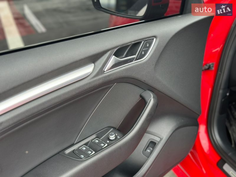 Седан Audi A3 2017 в Рівному