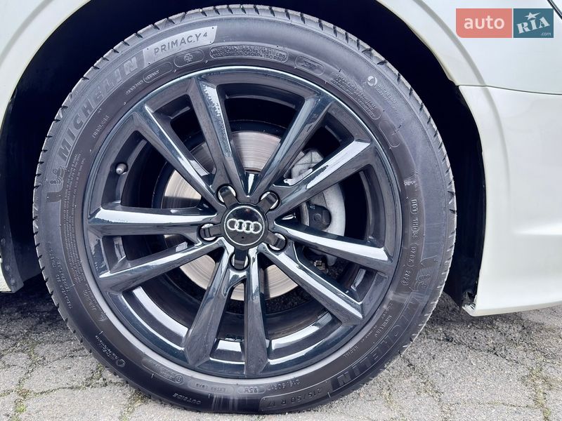 Седан Audi A3 2015 в Запорожье