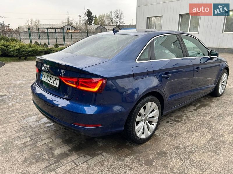 Седан Audi A3 2014 в Киеве