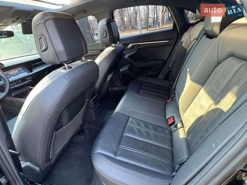 Седан Audi A3 2023 в Харькове