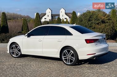Седан Audi A3 2017 в Днепре
