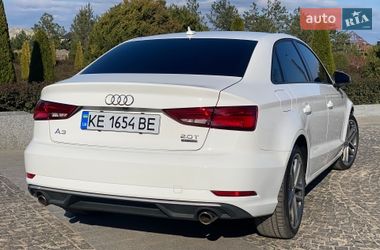 Седан Audi A3 2017 в Днепре
