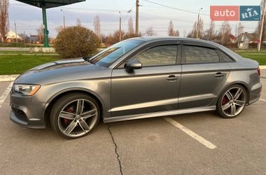 Седан Audi A3 2015 в Кременчуге
