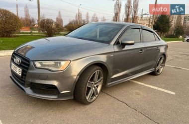 Седан Audi A3 2015 в Кременчуге