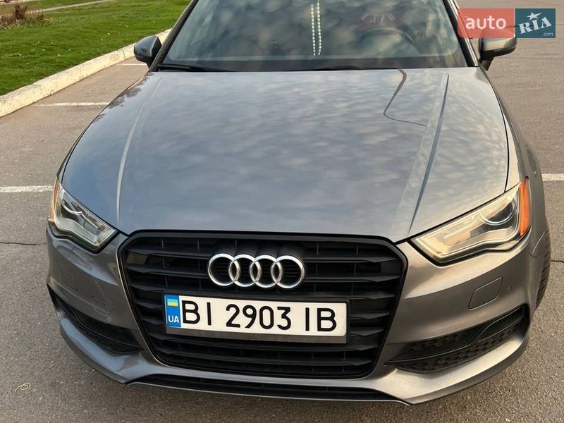 Седан Audi A3 2015 в Кременчуге
