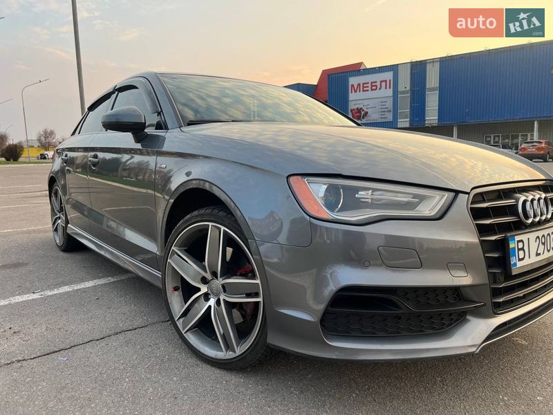 Седан Audi A3 2015 в Кременчуге