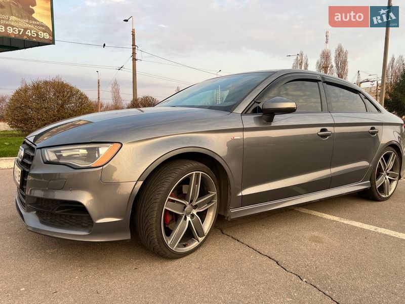 Седан Audi A3 2015 в Кременчуге