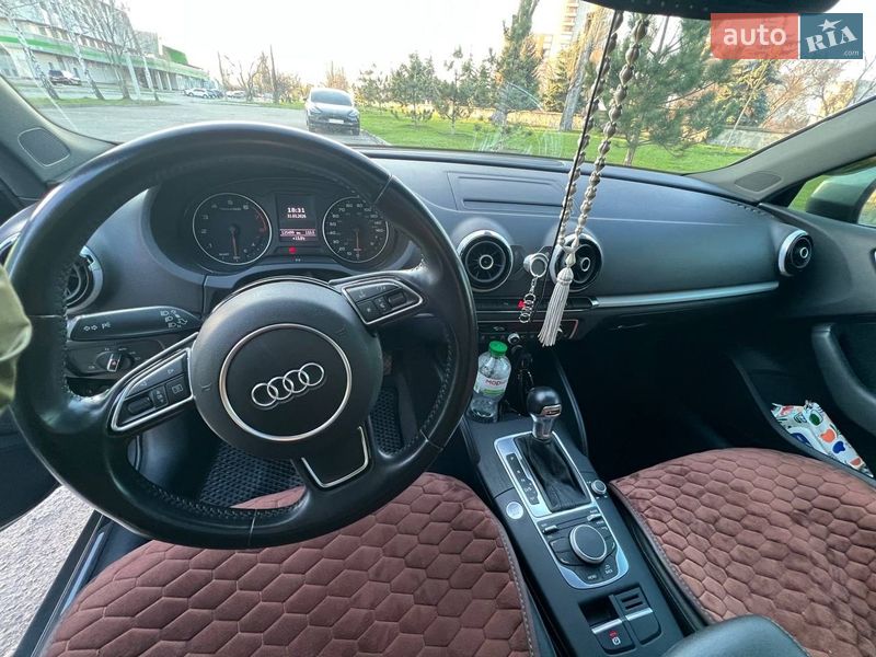 Седан Audi A3 2015 в Кременчуге