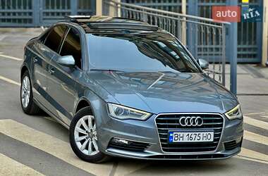 Седан Audi A3 2015 в Одессе