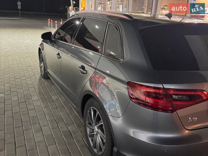 Хэтчбек Audi A3 2016 в Полтаве