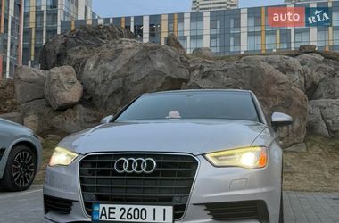 Седан Audi A3 2015 в Днепре