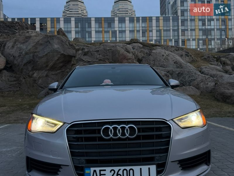 Седан Audi A3 2015 в Дніпрі фото 3 Седан Audi A3 2015 в Дніпрі