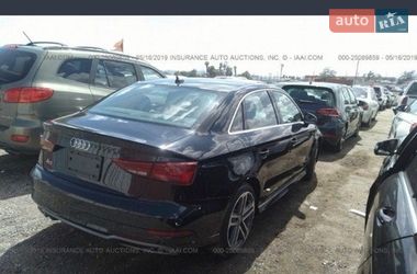Седан Audi A3 2017 в Киеве