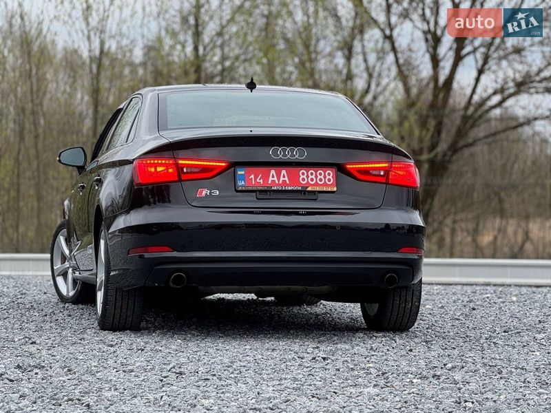 Седан Audi A3 2016 в Дрогобичі