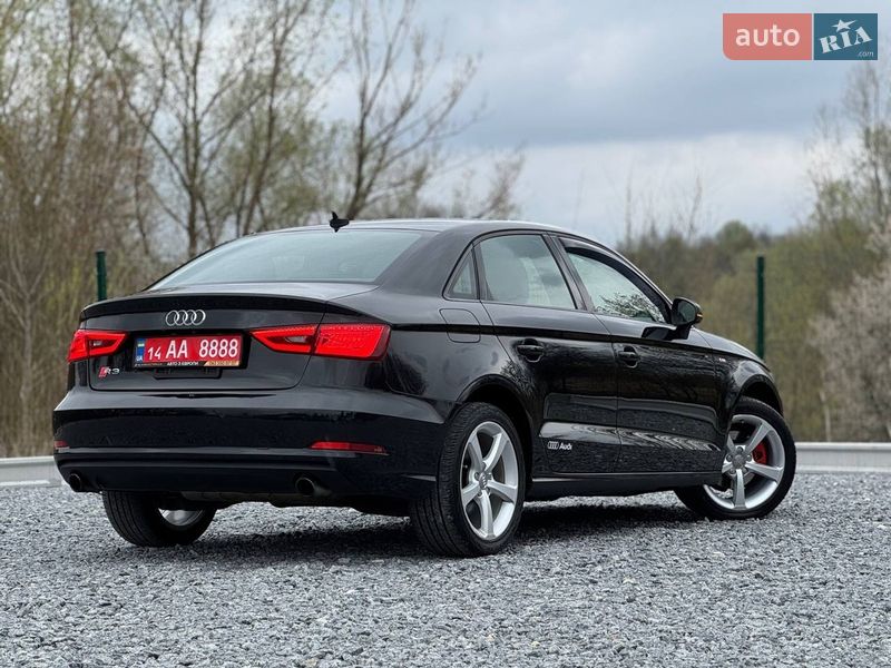 Седан Audi A3 2016 в Дрогобичі