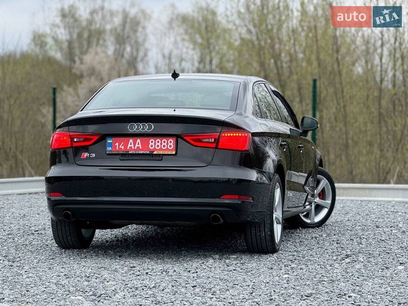 Седан Audi A3 2016 в Дрогобичі