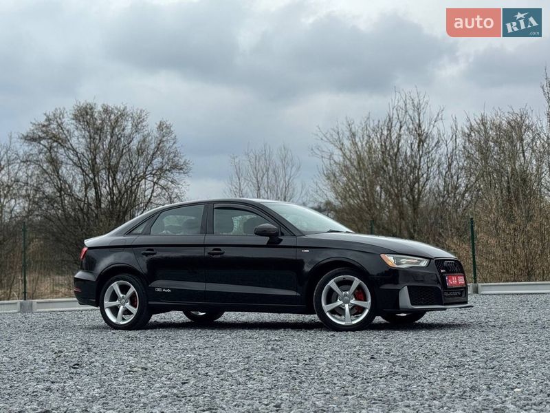 Седан Audi A3 2016 в Дрогобичі