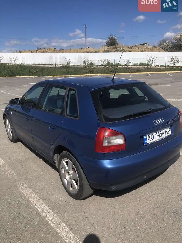 Хетчбек Audi A3 2002 в Ужгороді
