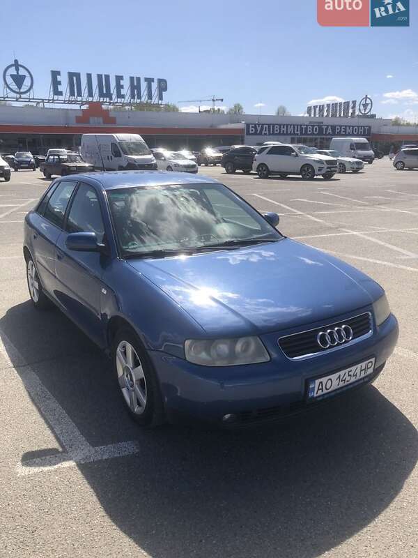 Хетчбек Audi A3 2002 в Ужгороді