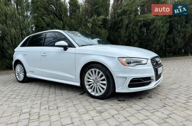 Хетчбек Audi A3 2015 в Самборі