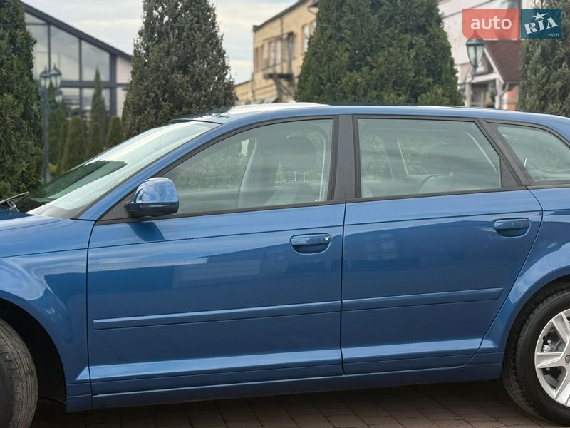 Хетчбек Audi A3 2009 в Стрию