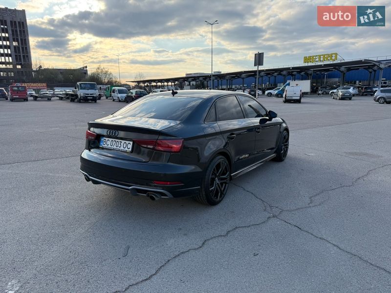Седан Audi A3 2016 в Львові